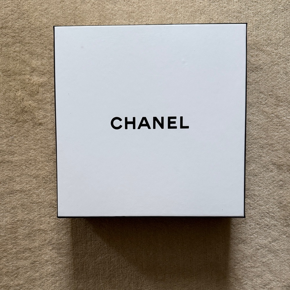 Chanel Box